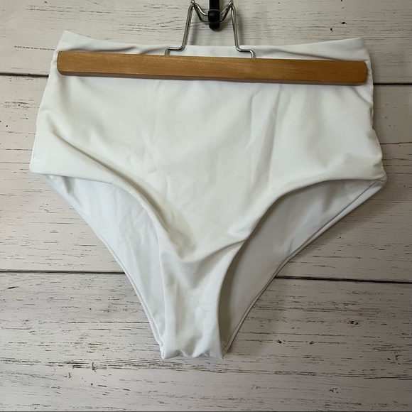 Peplum Tankini swimsuit - Picture 5 of 9